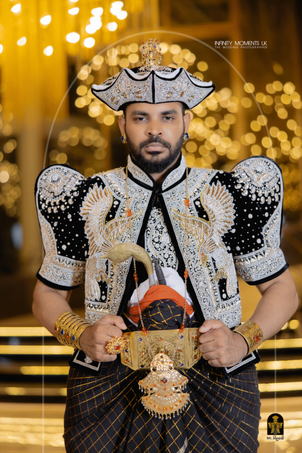Black Hawk Groom Jacket white & Gold work mix: BW - 1025