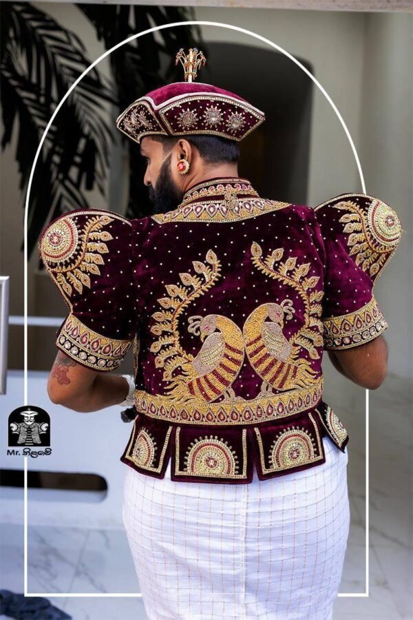 Nilame-Adum-by-Mr-Nilame-dark-meroon-cut-work-Nilame-kit-13